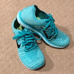 Nike Women’s Free RN Flyknit 8.0 U.S.